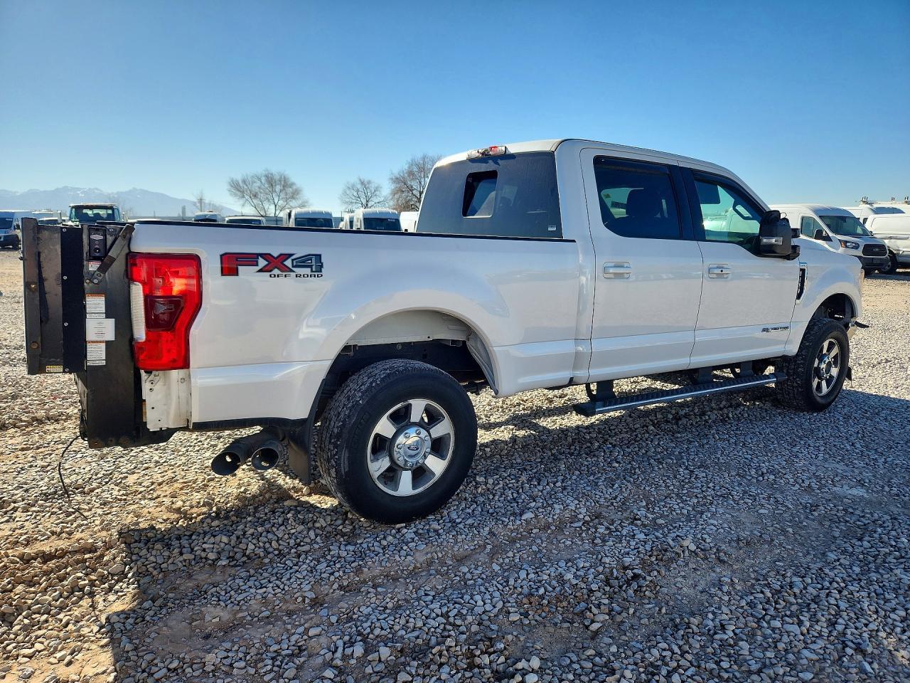 2017 Ford F250 Super Duty - Фото 3