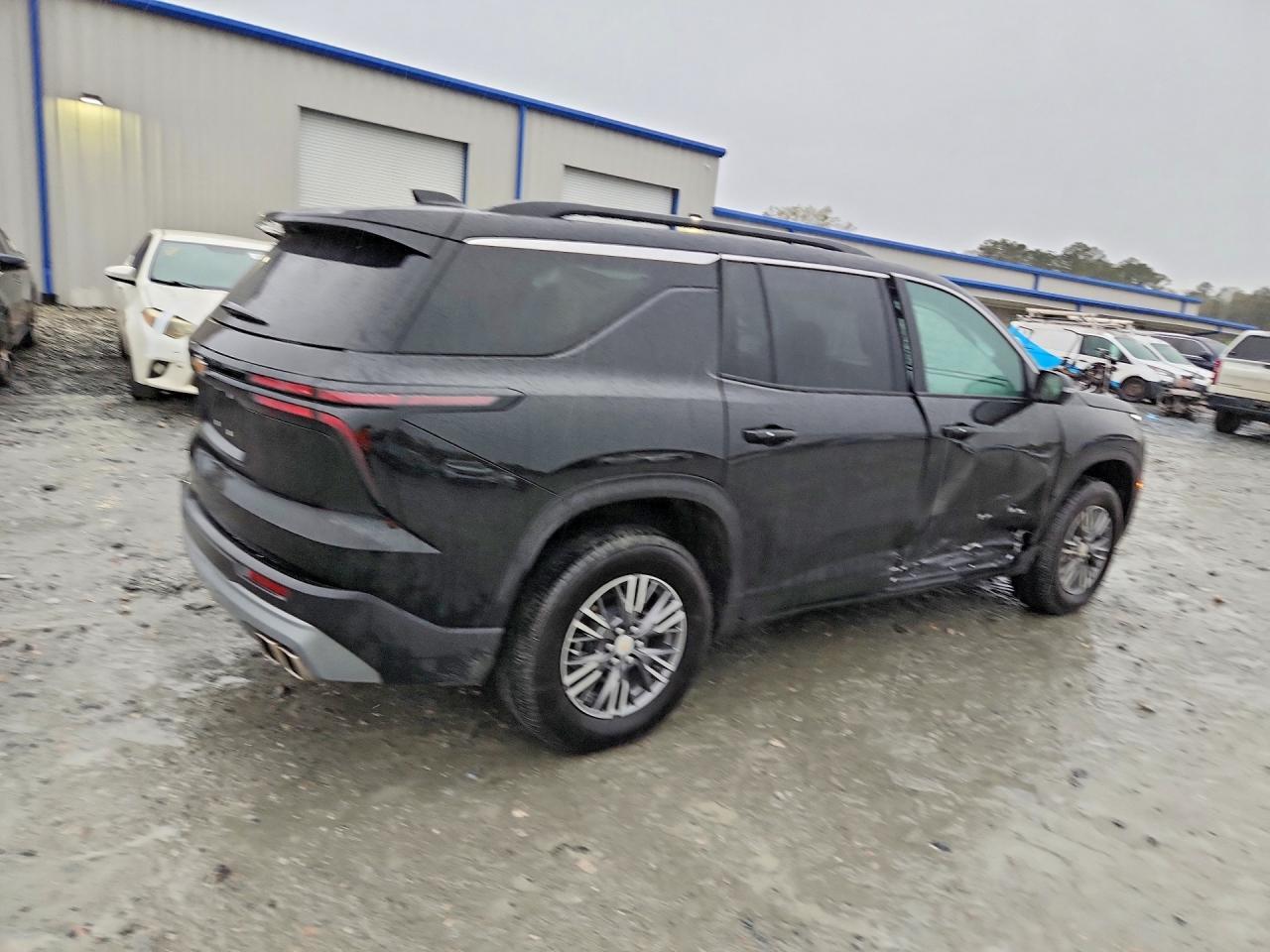 2026 Chevrolet Traverse Lt - Фото 3