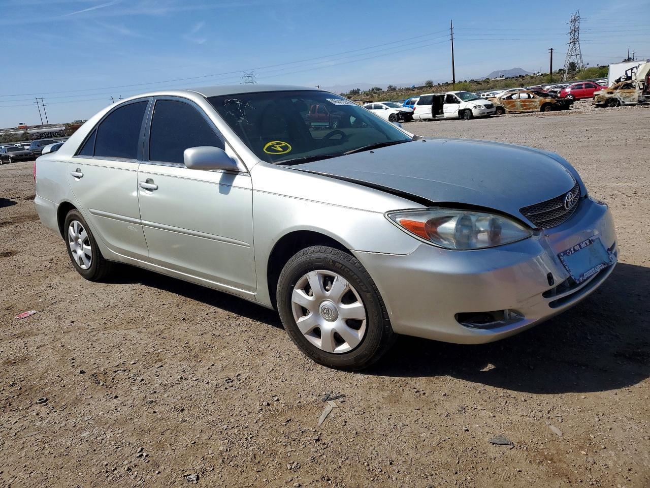 2002 Toyota Camry Le - Image 4
