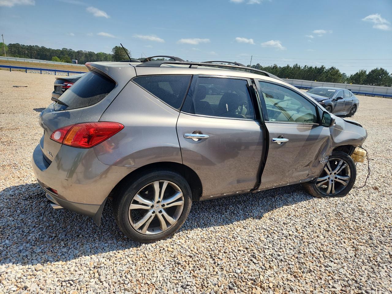 2009 Nissan Murano S - Image 3