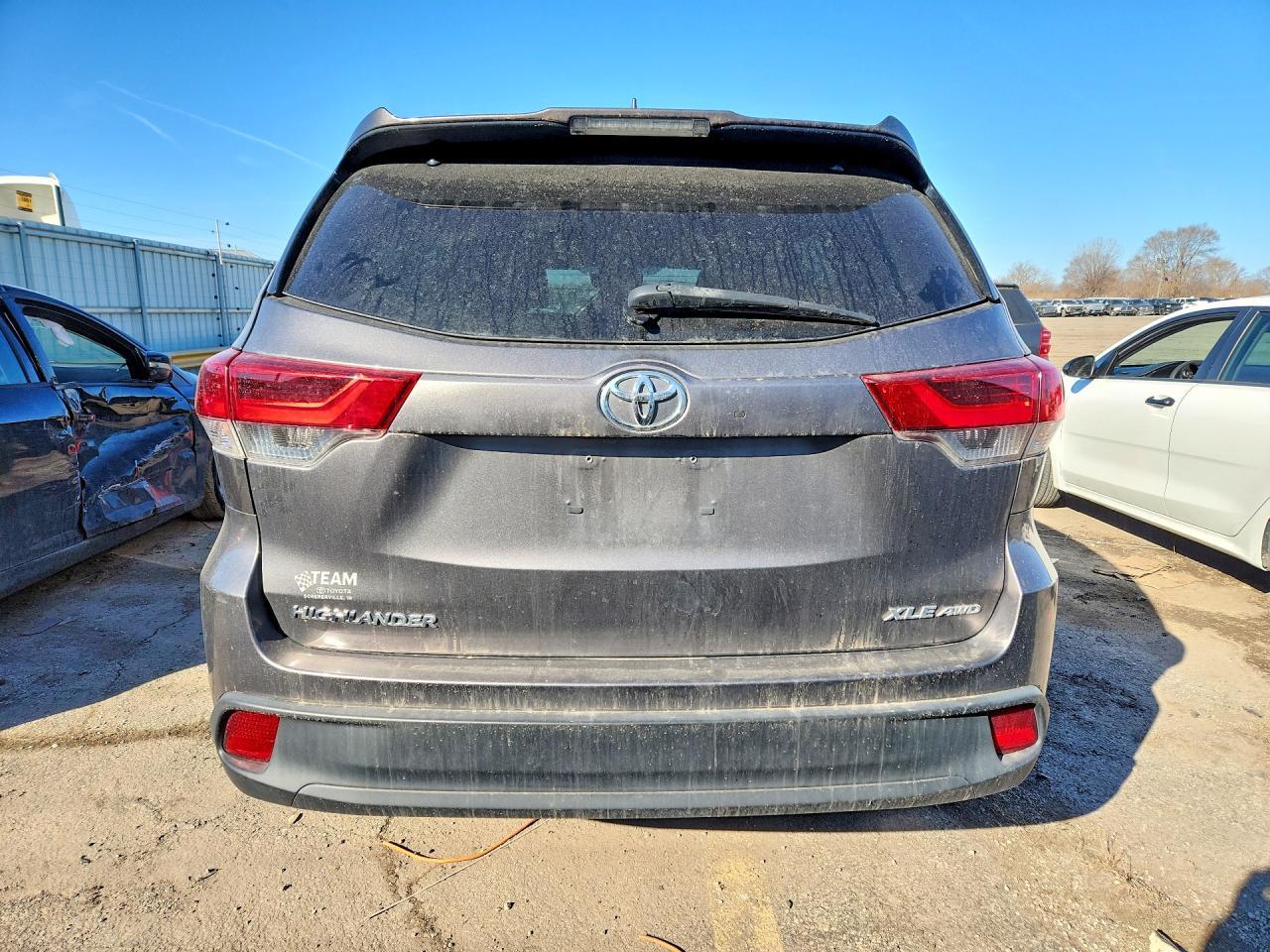 2018 Toyota Highlander Xle - Image 6