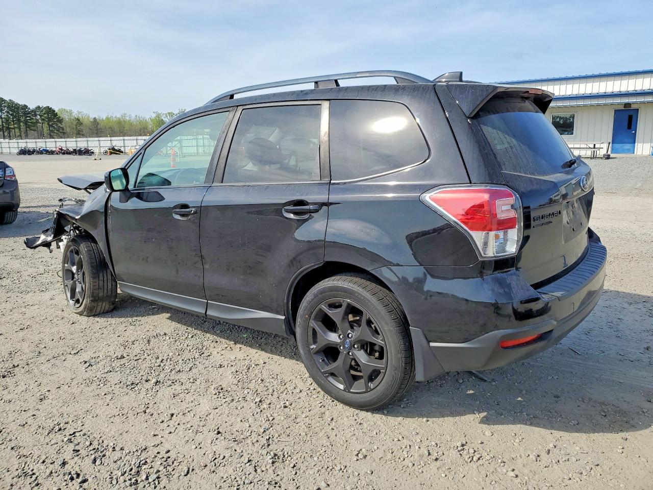 2018 Subaru Forester 2.5I Premium - Фото 2