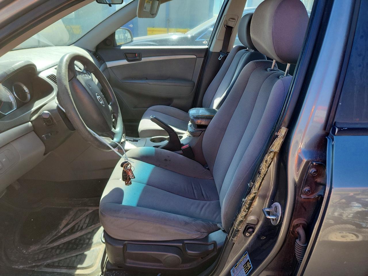 2010 Hyundai Sonata Gls - Image 7