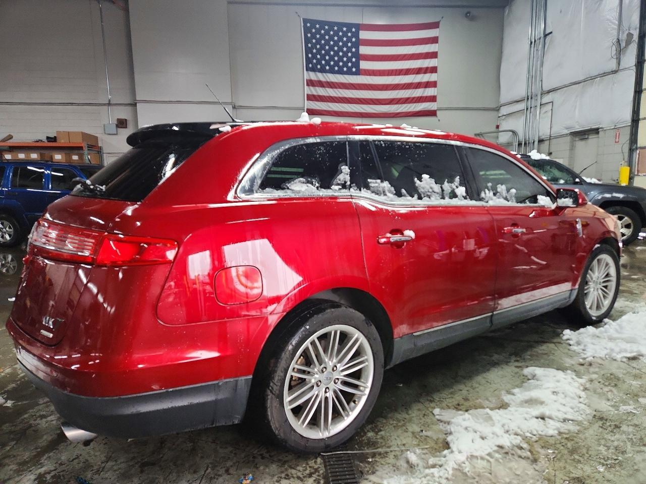 2013 Lincoln Mkt - Фото 3
