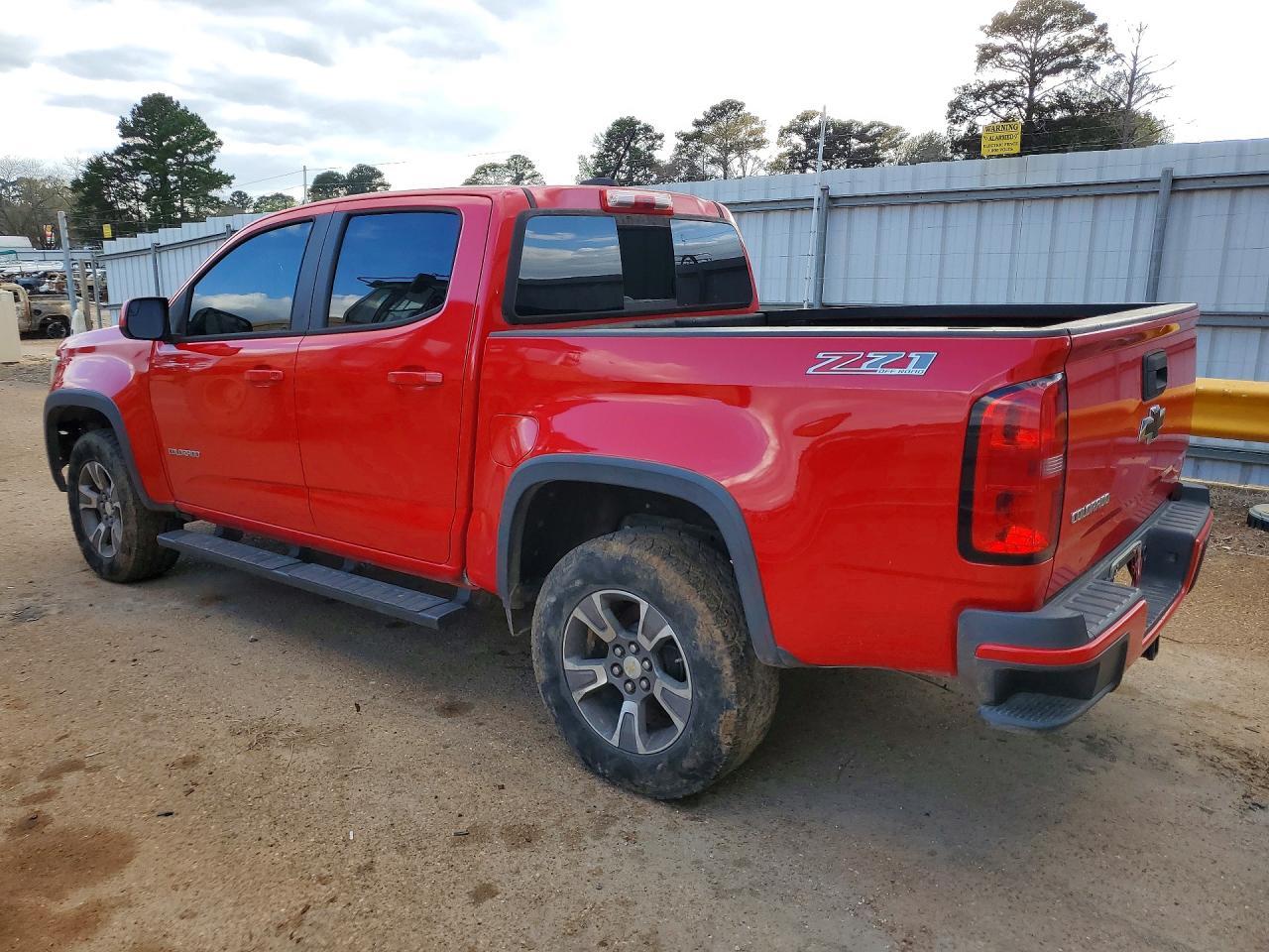 2016 Chevrolet Colorado Z71 - Image 2