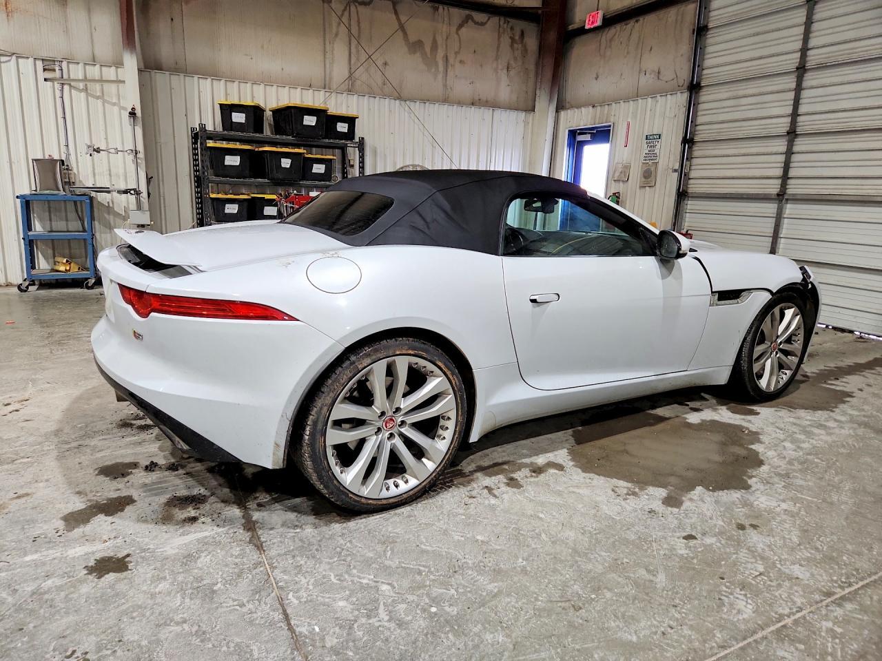 2016 Jaguar F-Type S - Фото 3