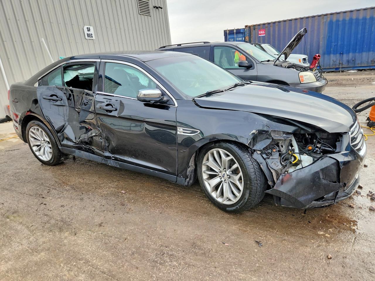 2015 Ford Taurus Limited - Фото 4