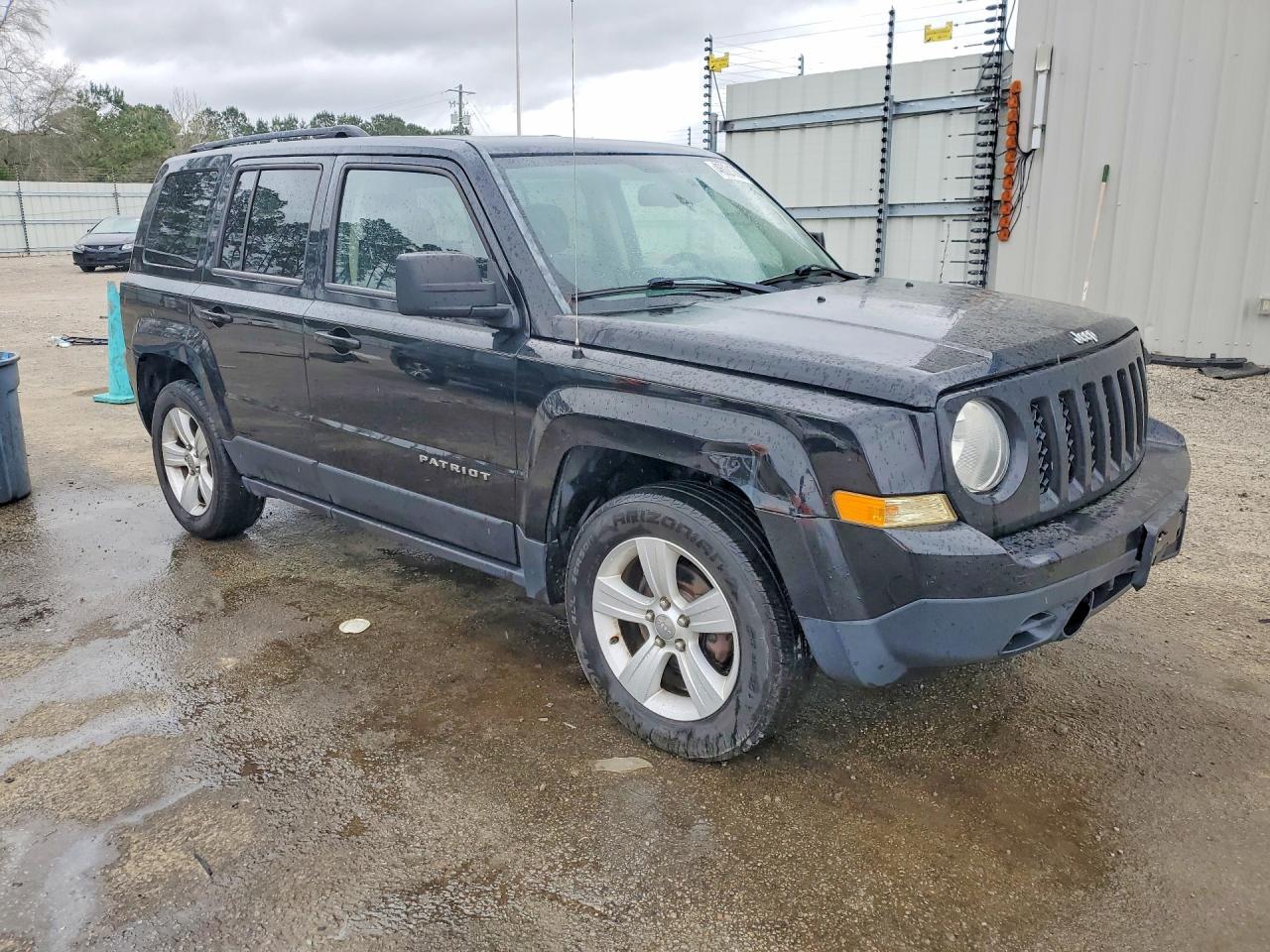 2014 Jeep Patriot Latitude - Фото 4