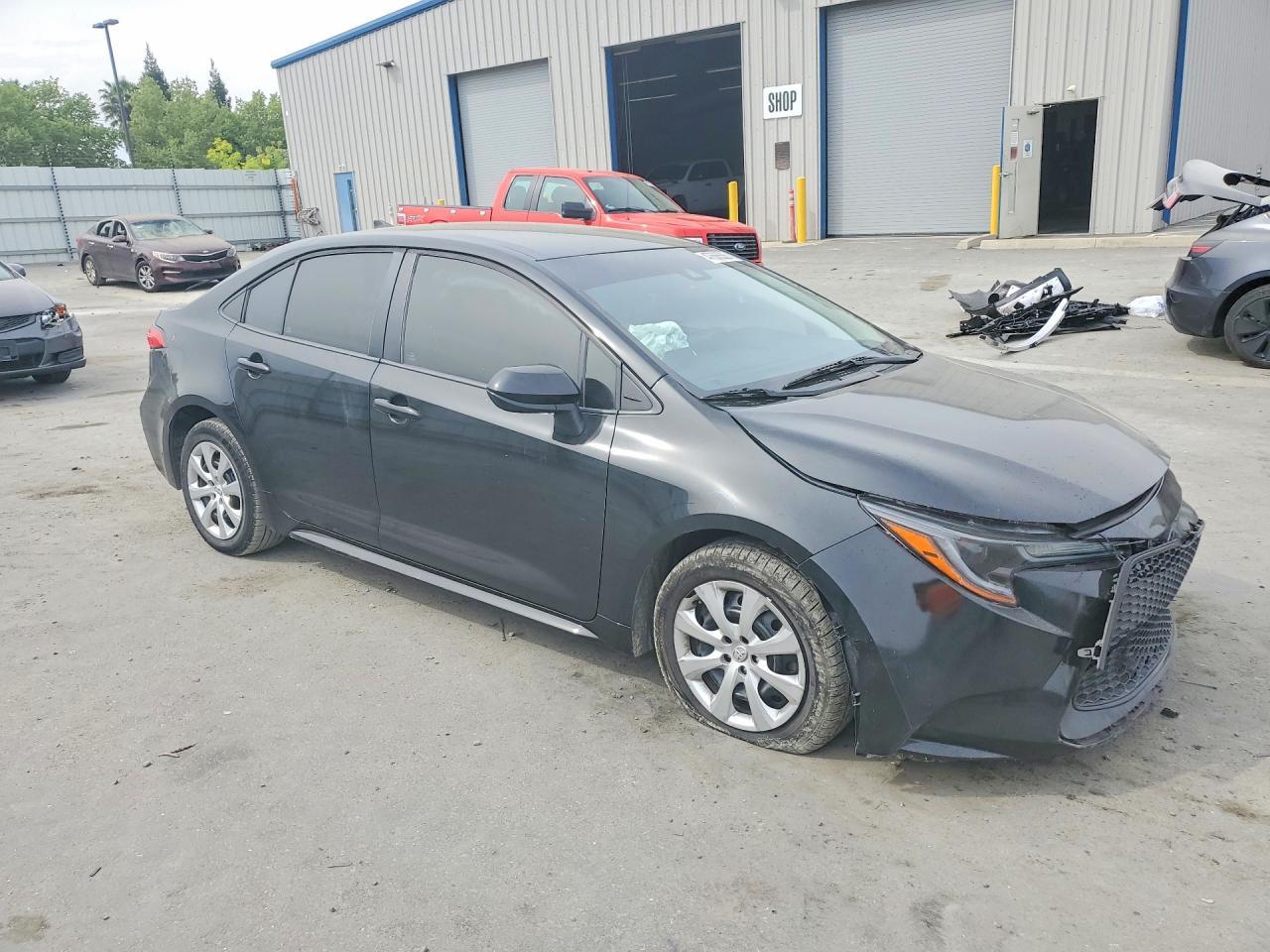 2020 Toyota Corolla Le - Image 4