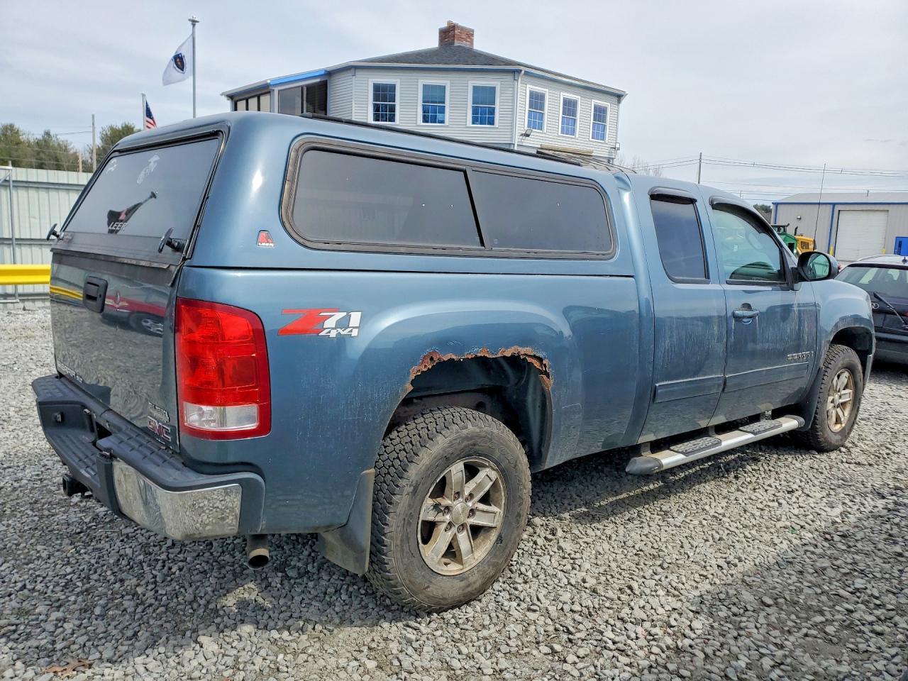 2007 GMC New Sierra K1500 - Image 3