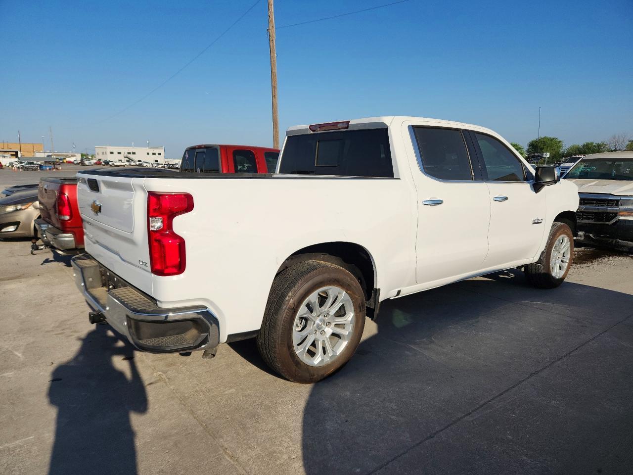 2025 Chevrolet Silverado C1500 Ltz - Image 3