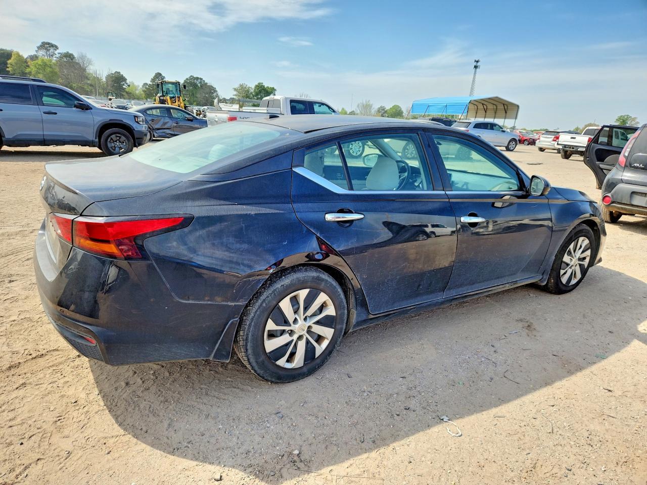 2019 Nissan Altima 2.5 S - Фото 3