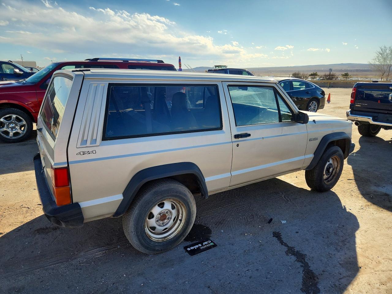 1996 Jeep Cherokee - Image 3