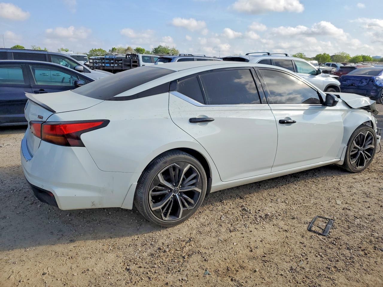2023 Nissan Altima 2.5 Sr - Фото 3