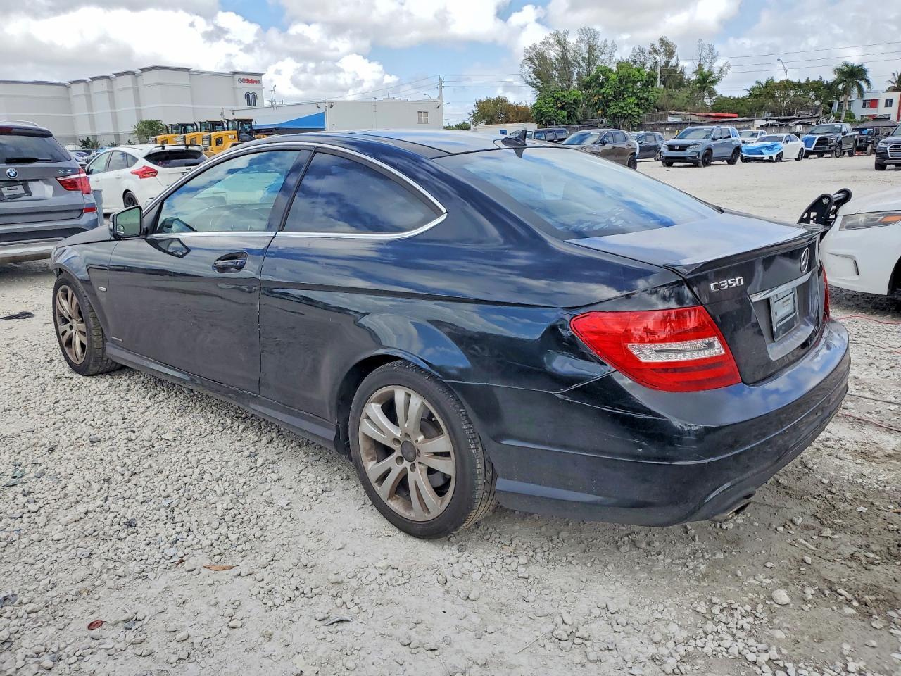 2013 Mercedes-Benz C 350 4Matic - Image 2