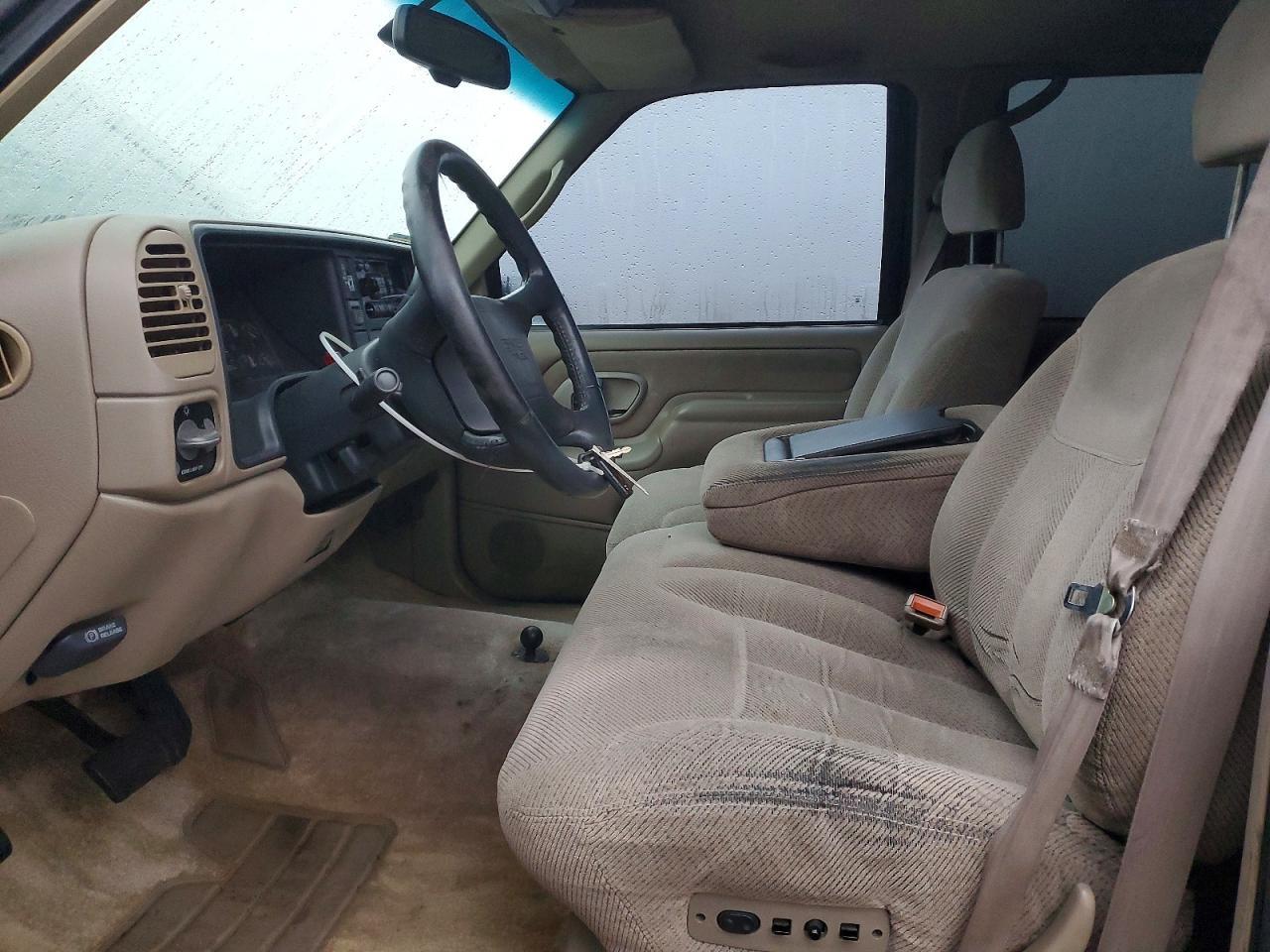 1996 GMC Suburban C1500 - Image 7