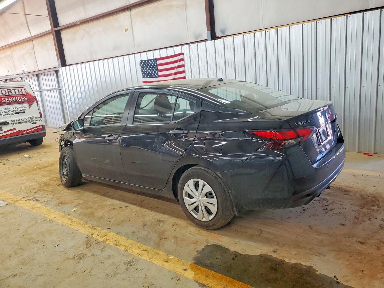 2025 Nissan Versa S - Фото 2