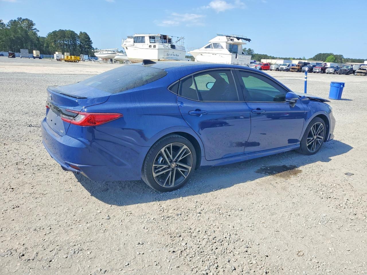 2026 Toyota Camry Xse - Фото 3