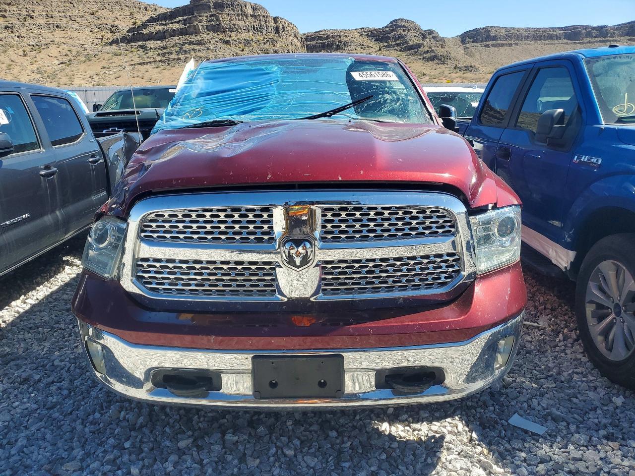 2018 Ram 1500 Laramie - Image 5