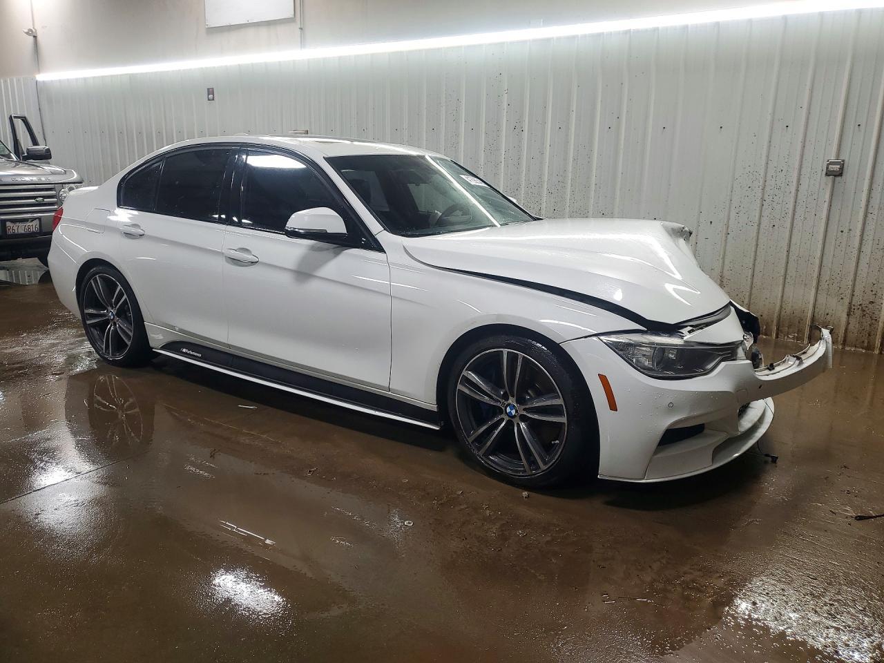 2015 BMW 335 I - Image 4