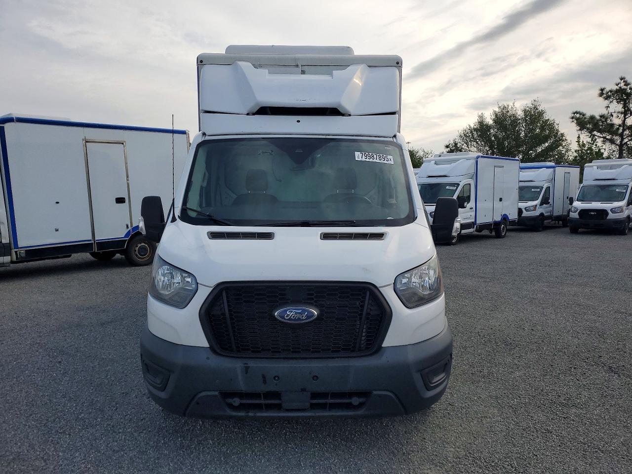 2020 Ford Transit Delivery Truck - Image 5