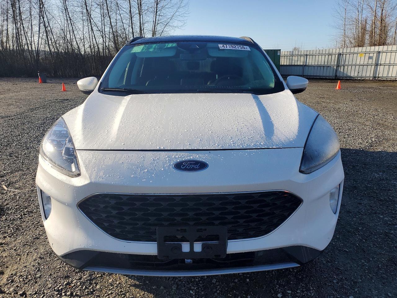 2022 Ford Escape Titanium - Фото 5