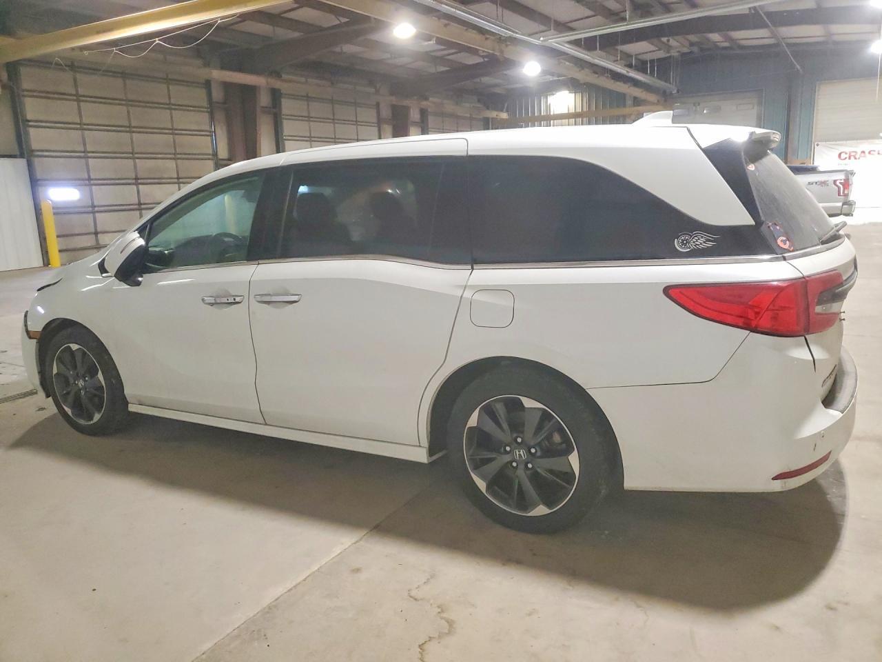 2022 Honda Odyssey Elite - Фото 2