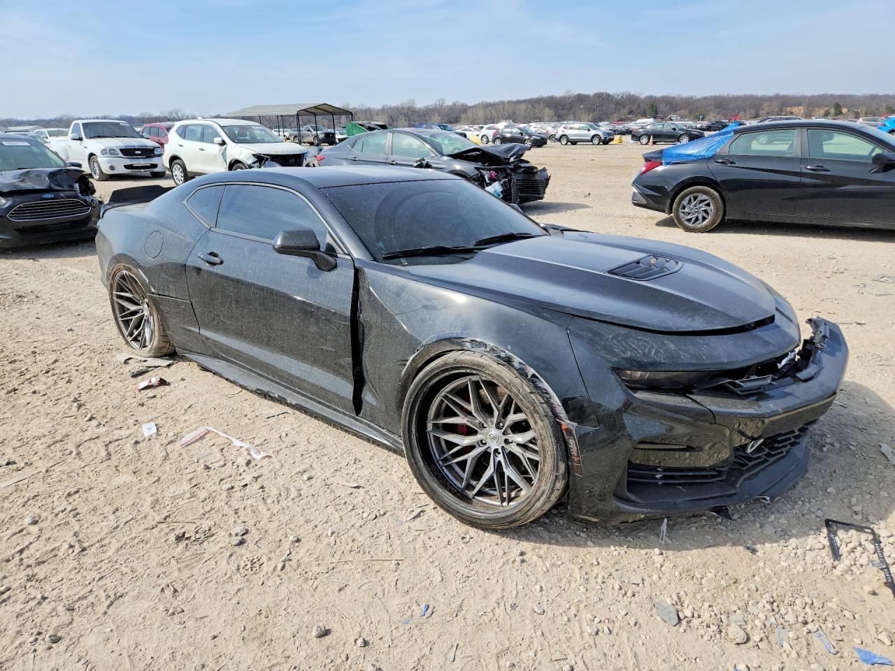 2022 Chevrolet Camaro Lt1 - Фото 4