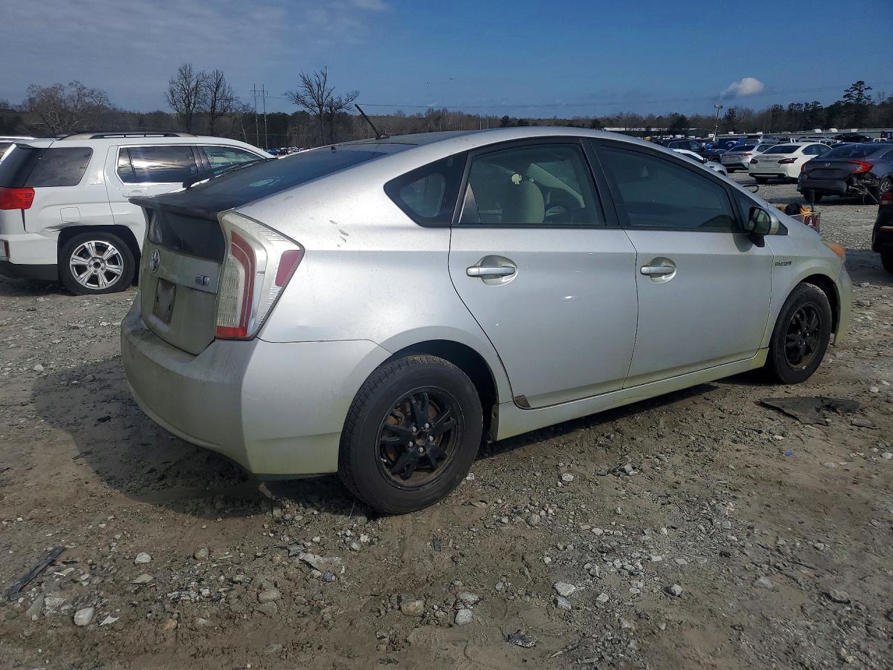 2013 Toyota Prius - Фото 3