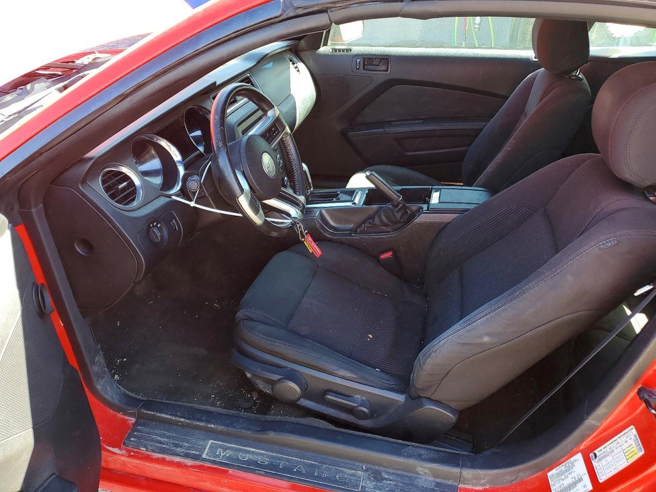2014 Ford Mustang - Фото 7
