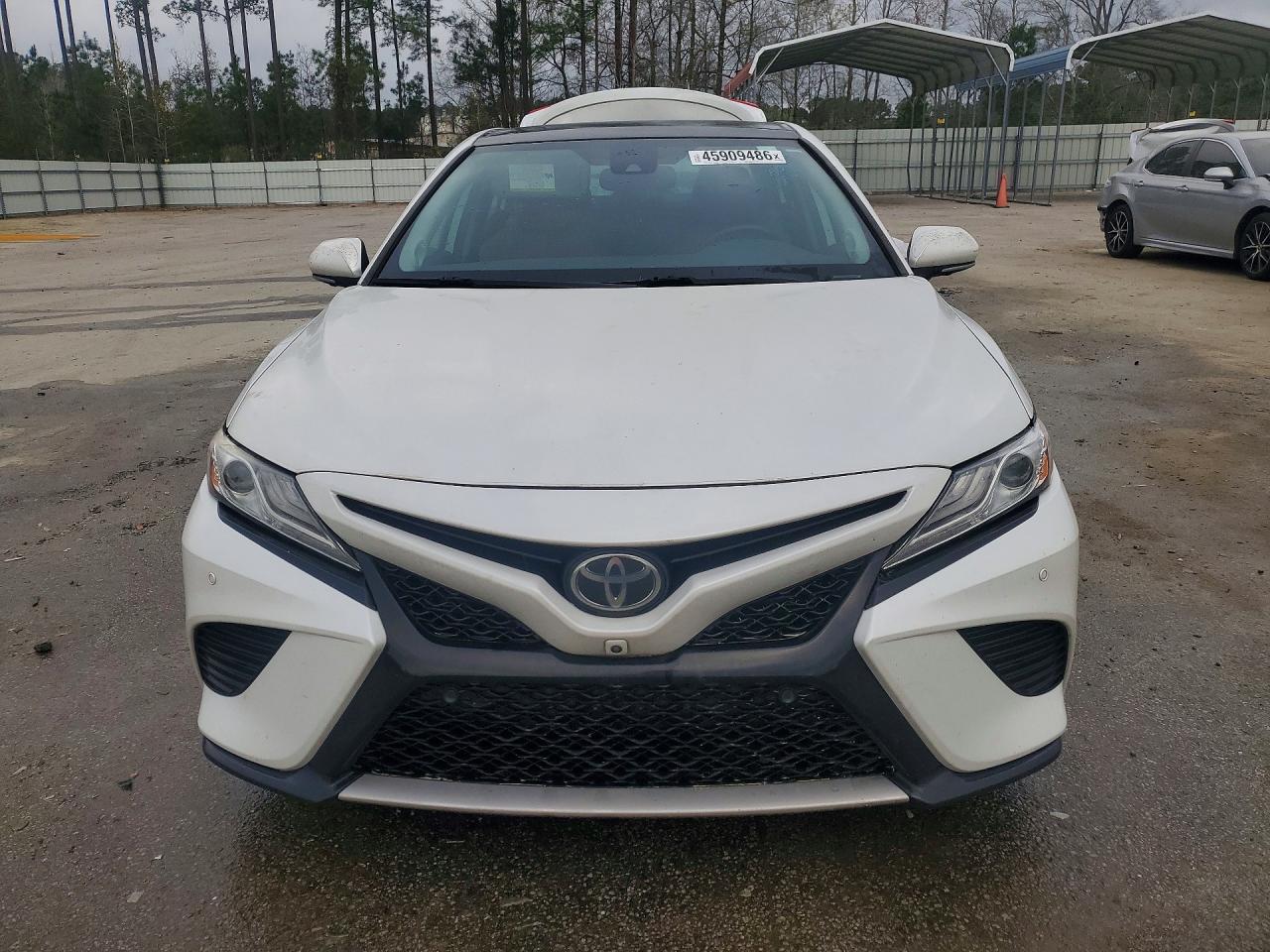 2020 Toyota Camry Xse V6 - Image 5
