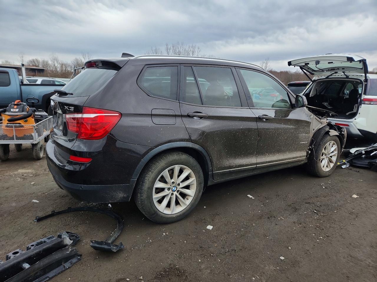 2016 BMW X3 xDrive28I - Фото 3