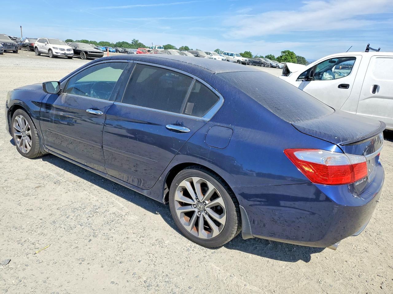 2015 Honda Accord Sport - Фото 2