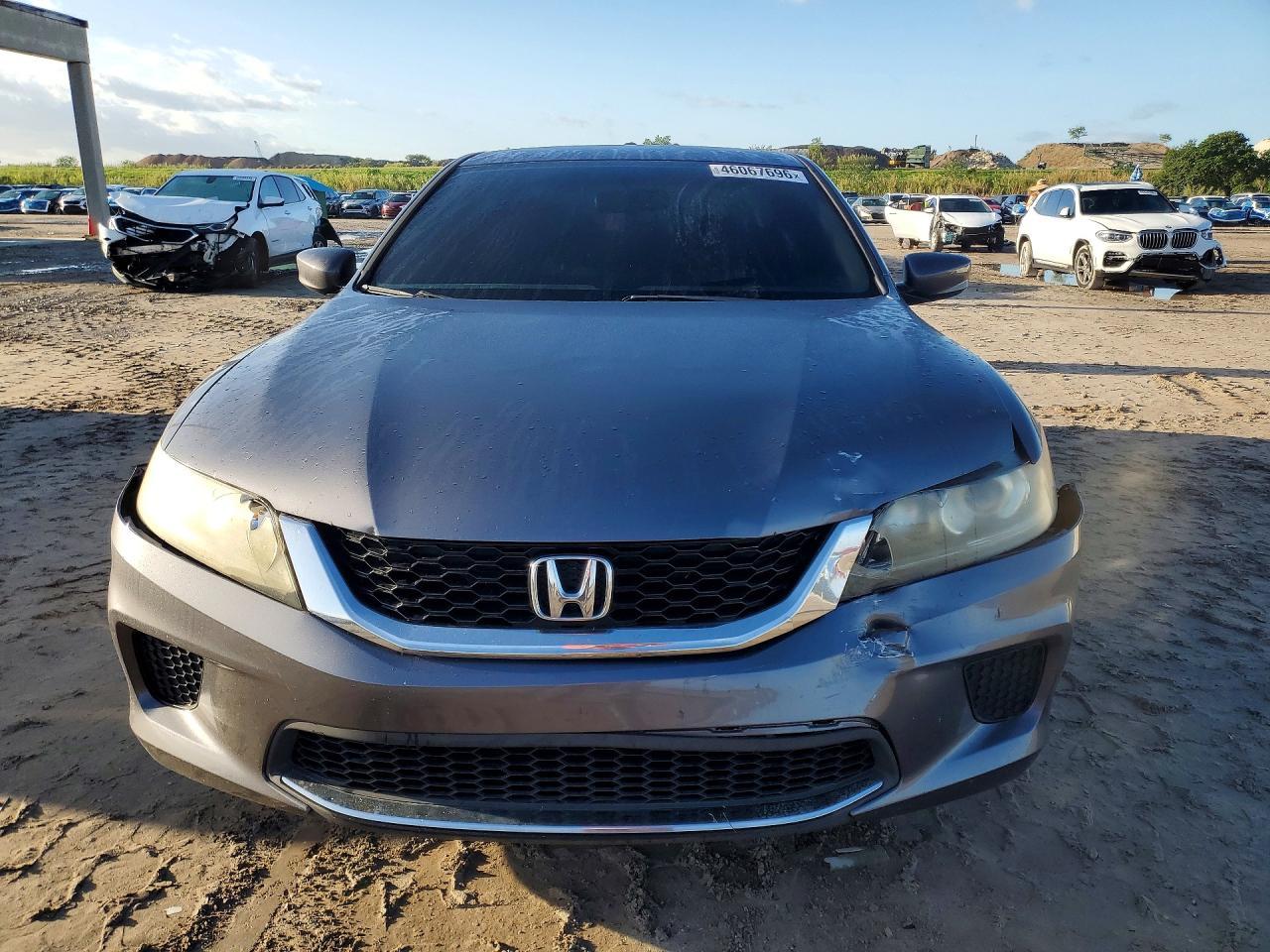 2015 Honda Accord Lx-S - Image 5