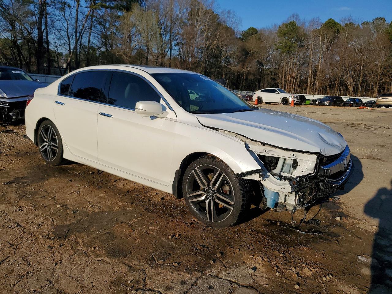 2017 Honda Accord Touring - Фото 4
