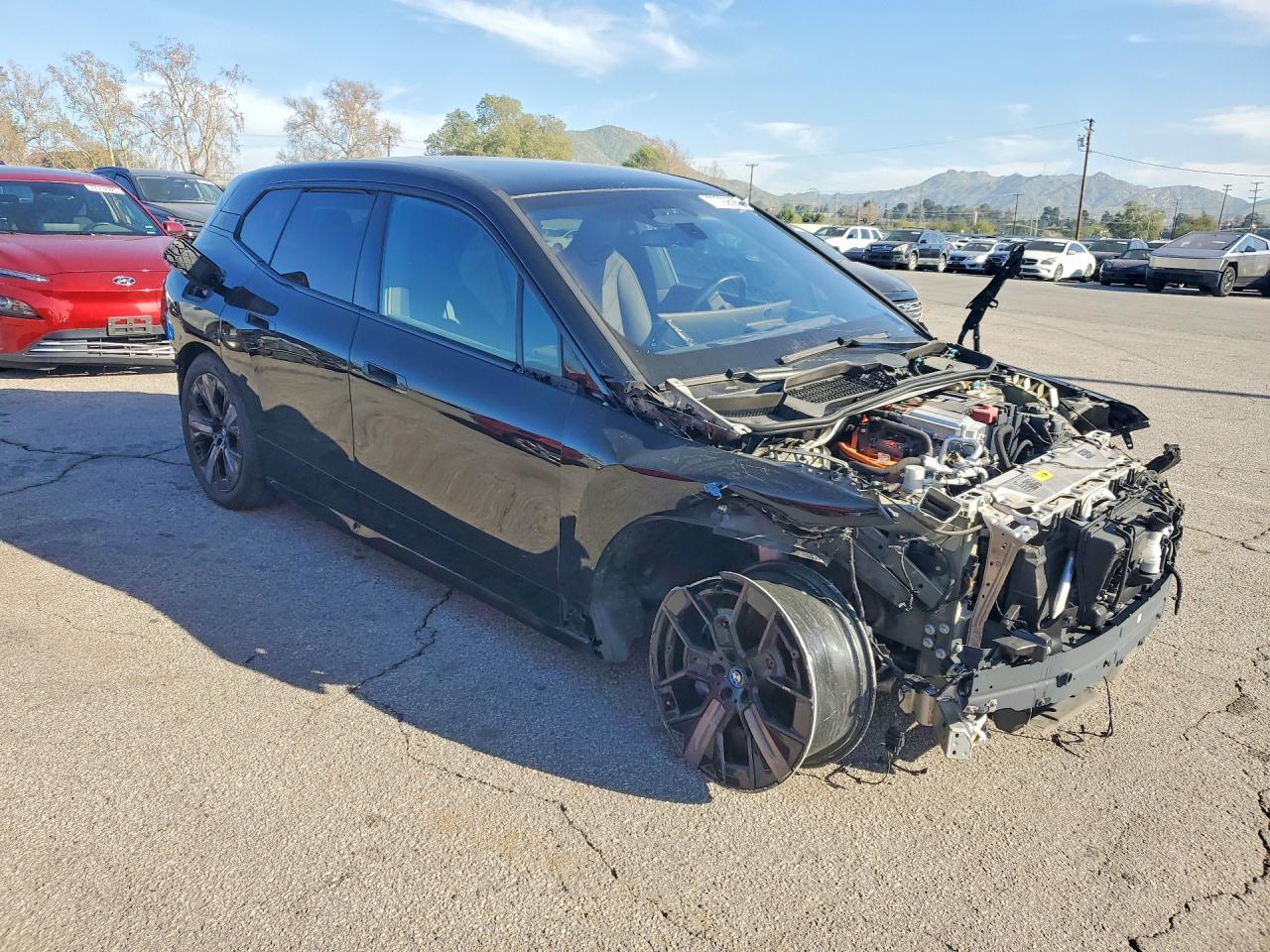 2024 BMW Ix xDrive50 - Фото 4