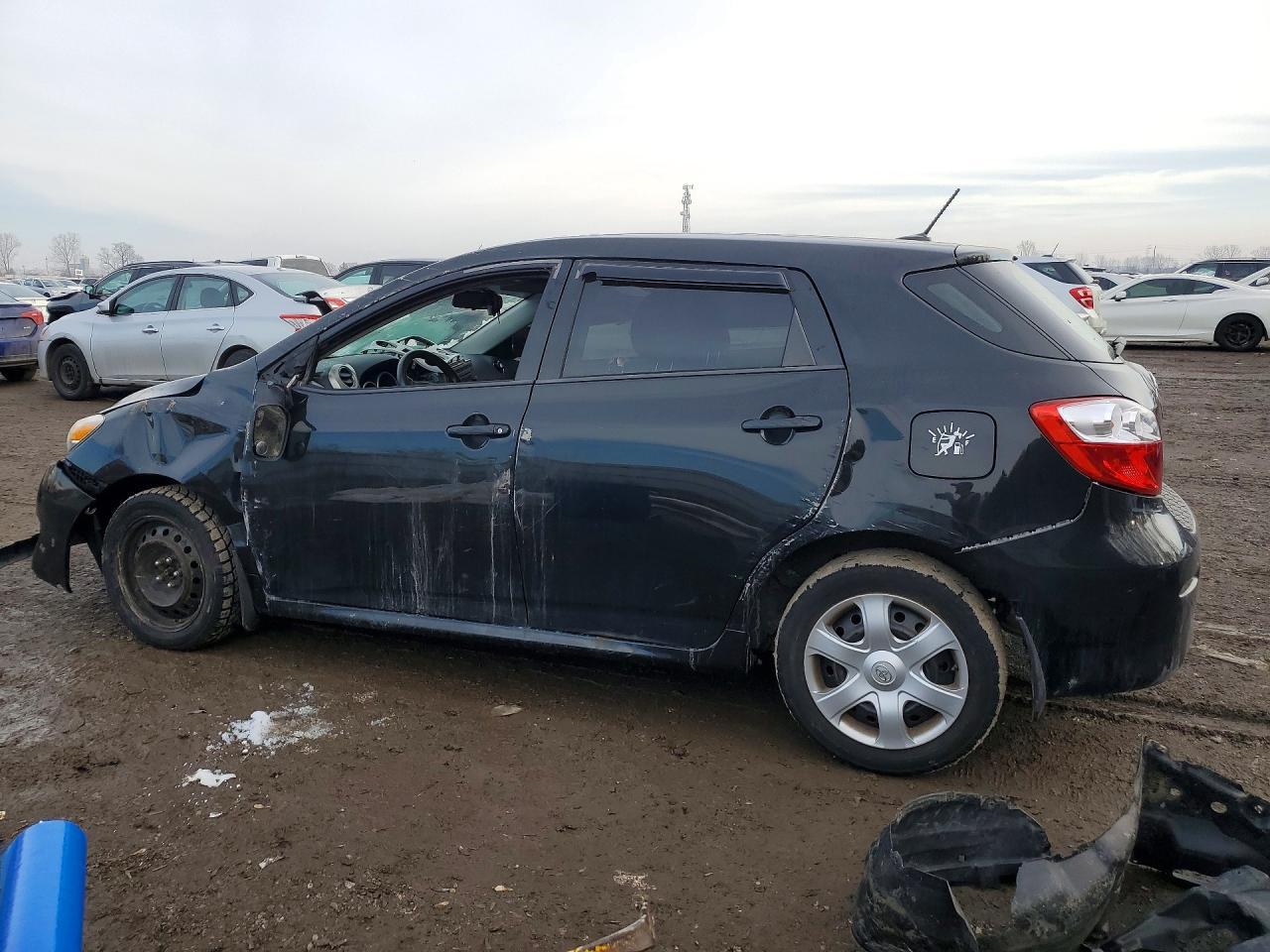 2012 Toyota Matrix L - Image 2