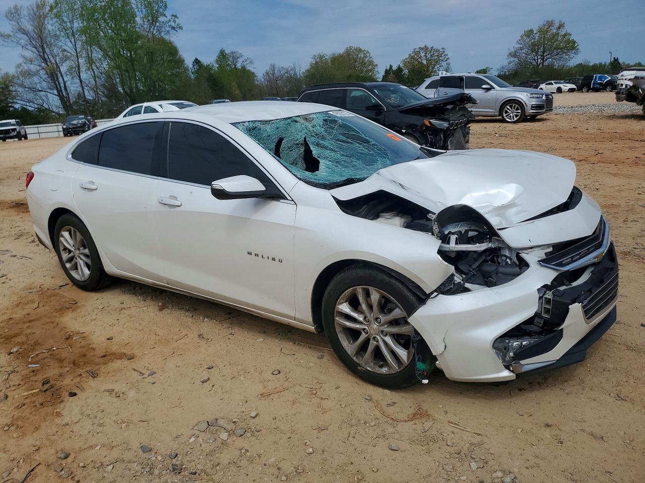 2017 Chevrolet Malibu Lt - Image 4
