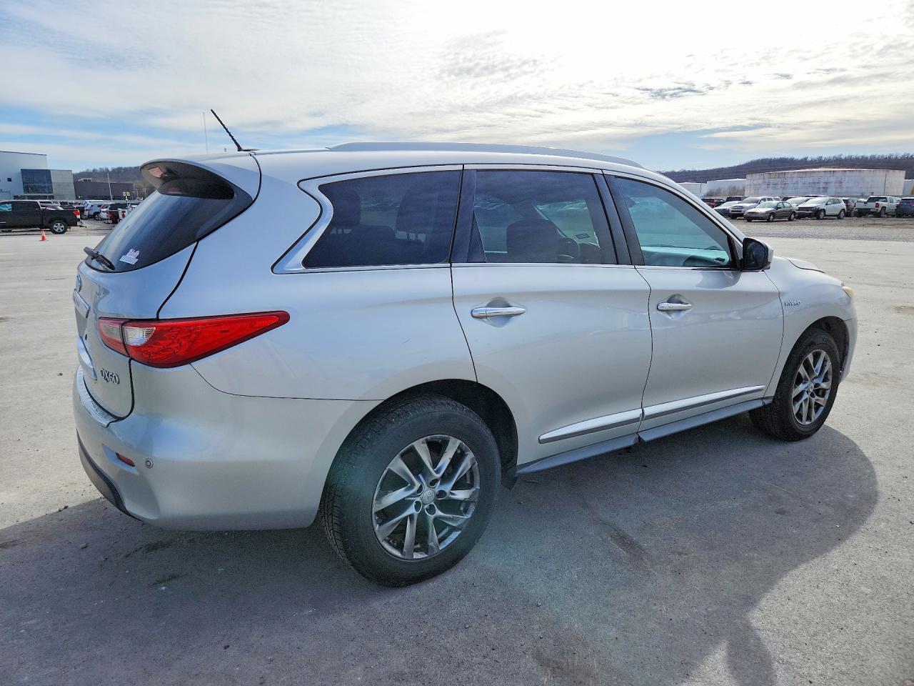 2014 Infiniti Qx60 Hybrid - Image 3