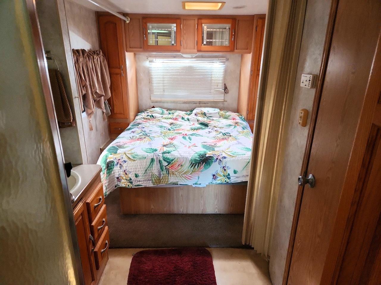 2002 Ford Motorhome Chassis - Фото 6