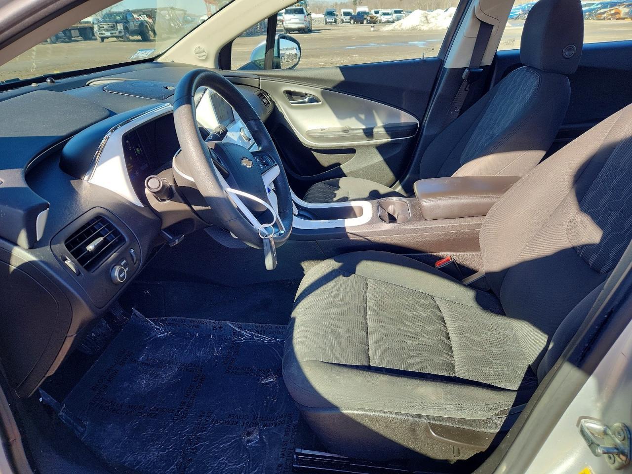 2012 Chevrolet Volt - Image 7