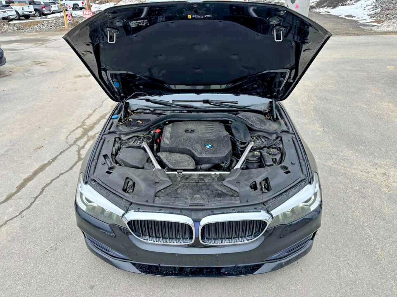 2020 BMW 530 Xi - Image 6