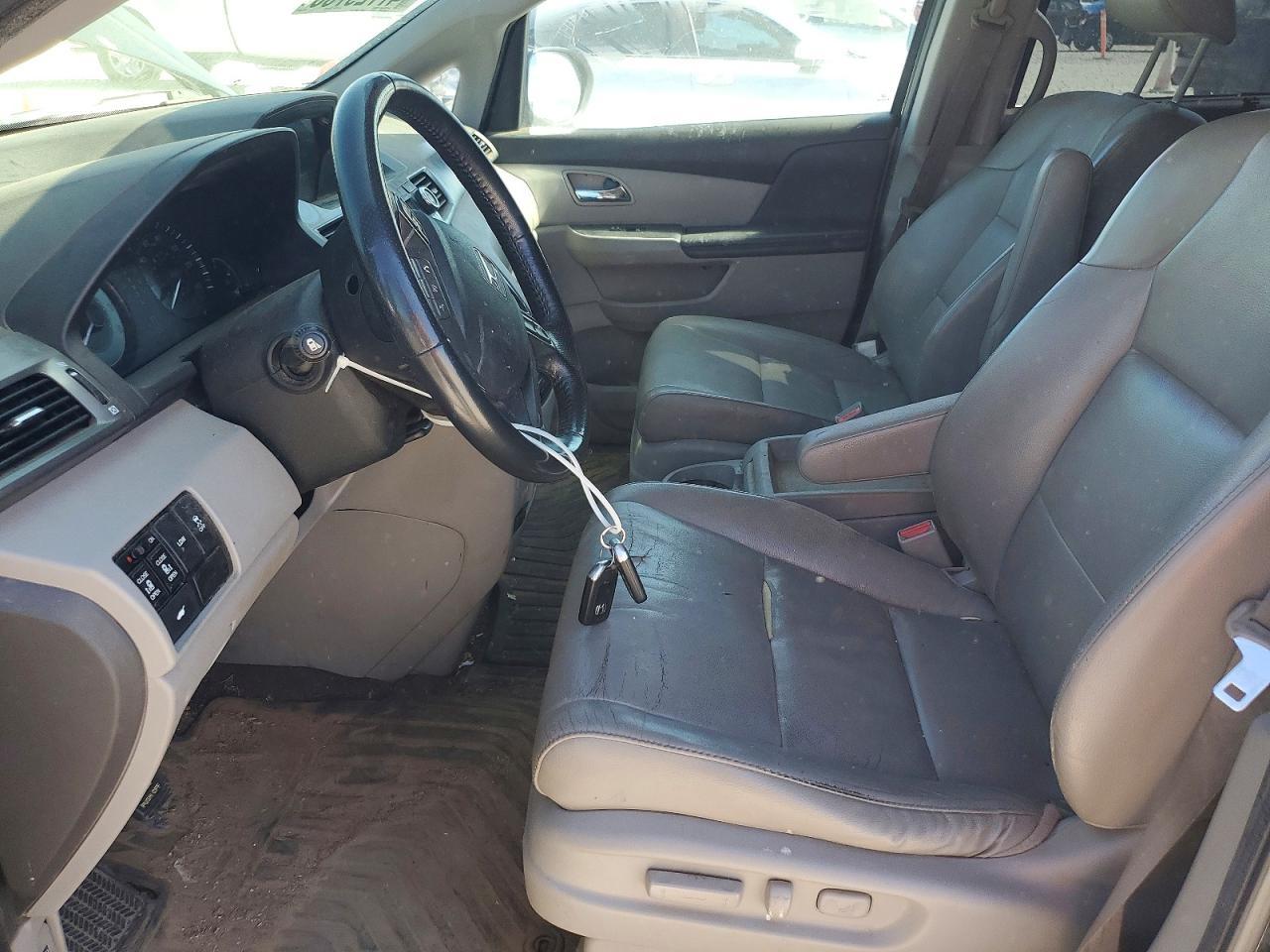 2014 Honda Odyssey Exl - Image 7
