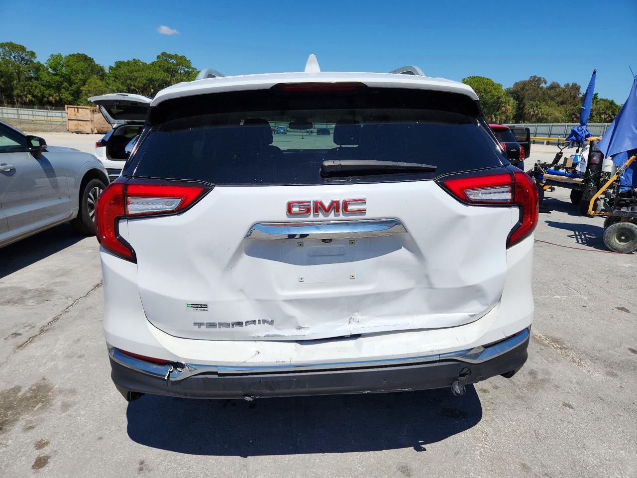 2023 GMC Terrain - Фото 6