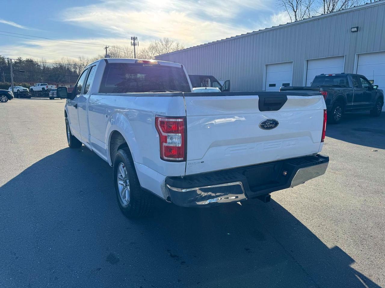 2018 Ford F150 Super Cab - Фото 2