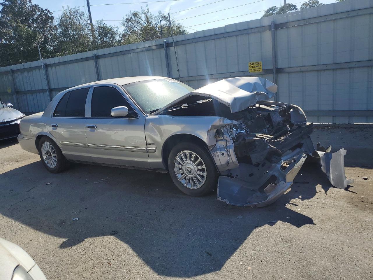 2009 Mercury Grand Marquis Ls - Фото 4