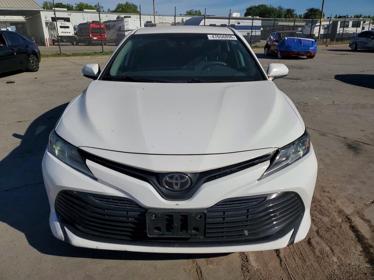 2020 Toyota Camry Le - Image 5