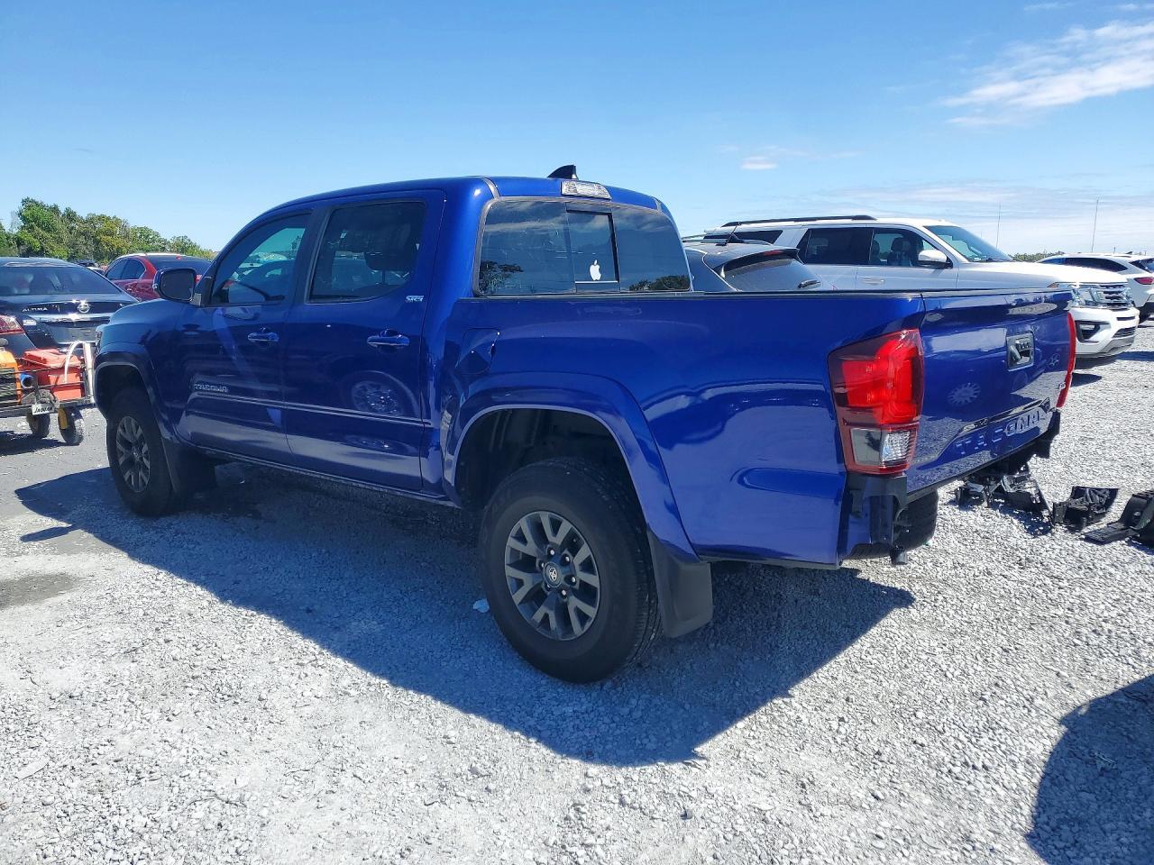 2022 Toyota Tacoma Sr5 V6 - Image 2