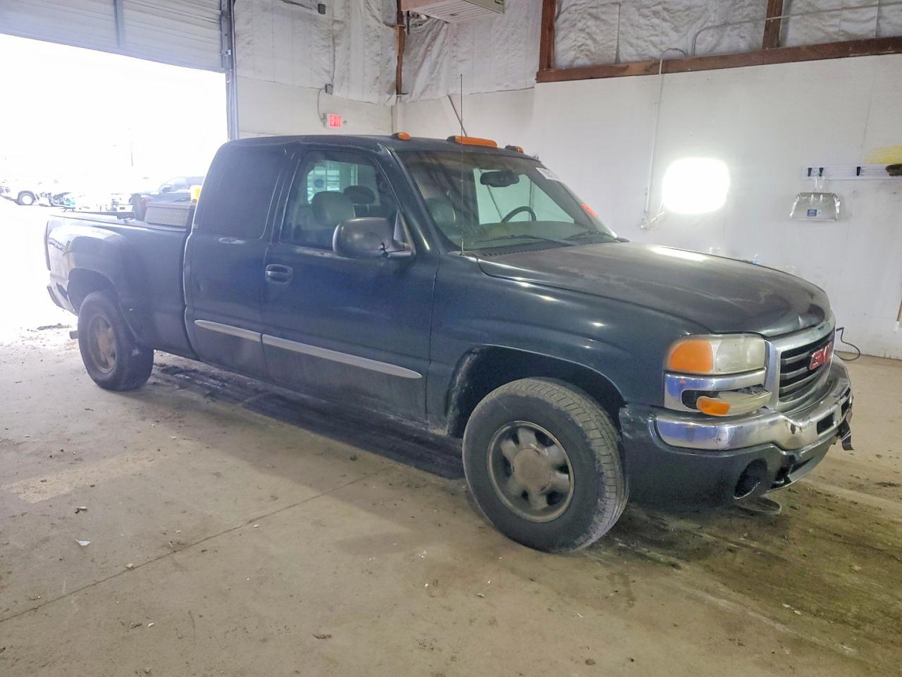2003 GMC New Sierra K1500 - Фото 4