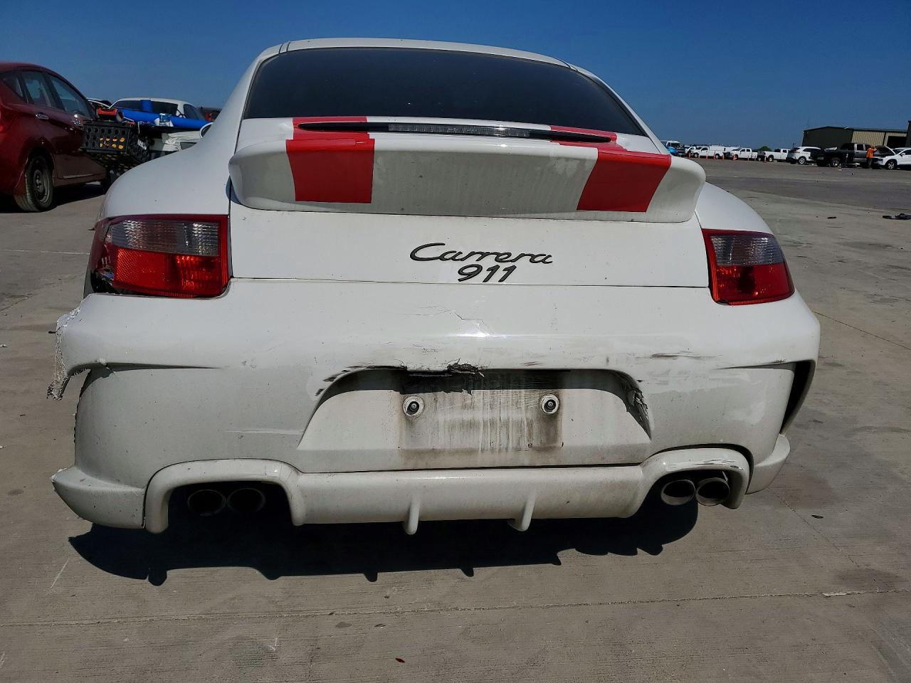 2005 Porsche 911 New Generation Carrera - Image 6